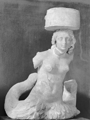 Nereide vom Thron der Göttinen in Lykosura