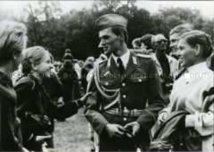 Ein Absolvent der Offiziershochschule "Ernst Thälmann"