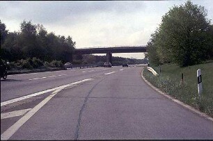 Einfahrt West zu Hauptfahrbahn West (Karlsruhe Richtung Basel)