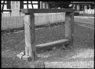 Steinerne Ruhebank im Elsass