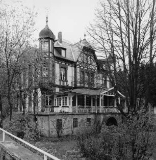 Haus Tannenburg; Taunusstein, Wiesbadener Straße 63