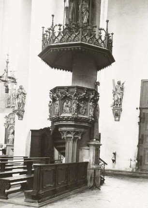 Eichstätt, Kanzel : Eichstätt. Dom. Kanzel. Holz, geschnitzt
