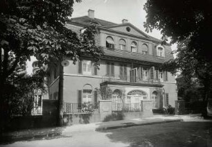 Dresden-Weißer Hirsch, Lahmannring 7. Villa. Straßenansicht