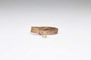 Armring (Amulett ?) mit Knopf
