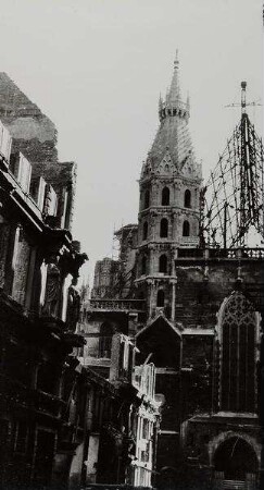 Wien I. 1945. Stephanskirche von der Jasonurgottstraße aus