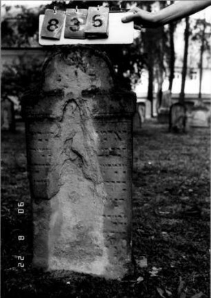 Grabstein 836