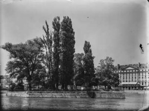 Île Rousseau : Île Rousseau am Ausfluss der Rhone aus dem Genfersee.