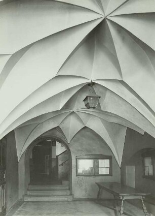 Colditz, Rathaus, Erdgeschosshalle mit Zellengewölbe