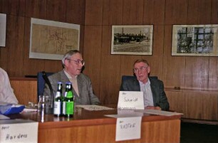 2. Stormarner Kulturforum "5 Tage im Mai: Kriegsende in Stormarn": Podiumsdiskussion im Kreistagssitzungssaal: Zeitzeugen im Gespräch