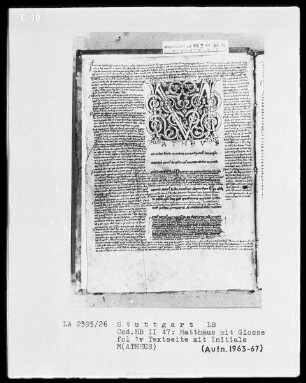 Evangelium secundum Matthaeum cum Glossa ordinaria - Florilegium sententiarum — Initiale M(atheus), Folio 1verso