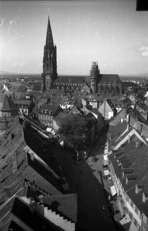 Freiburg i. Br.: Blick vom Schwabentor auf Oberlinden