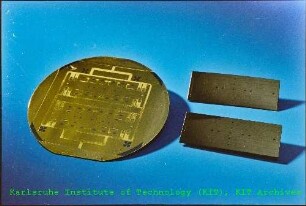 Wafer-Gehäuseteile des Instituts für Mikrostrukturtechnik (IMT)