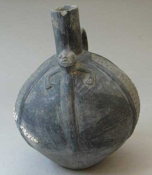 Clay vessel