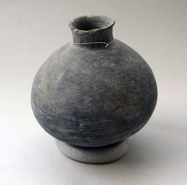 Clay vessel