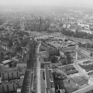 Windmühlenstraße in Leipzig : Blickrichtung Nordwesten zum Neuen Rathaus