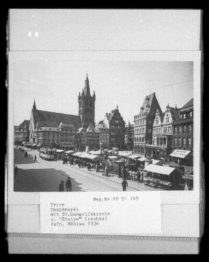 Trier, Hauptmarkt mit St. Gangolfkirche und Steipe