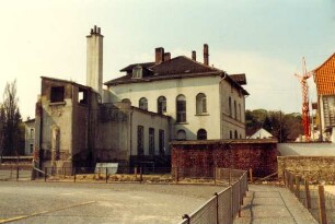 Blick von der Seite auf das Haus Hornsche Str. 38. Detmold. Hornsche Str. Papierabzug