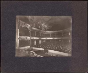 Fürstliches Hoftheater mit Konzertsaal, Gera: Ansicht Theatersaal