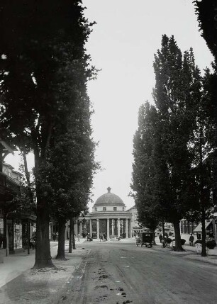Bad Pyrmont, Brunnentempel : Bad Pyrmont. Brunnenplatz mit Brunnentempel