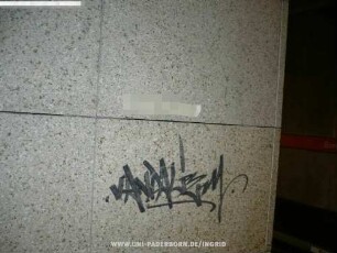 .vANDALiZM.