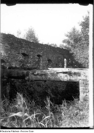 Erzgebirge, Muldental, Segen Gottes Fundgrube, Ruine der Erzwäsche mit Radwelle