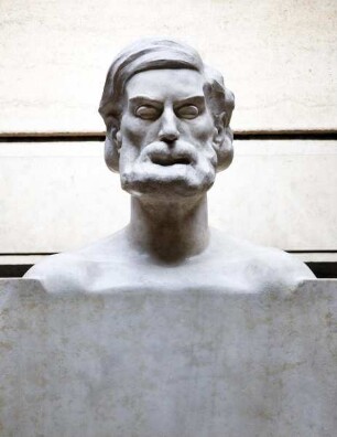 Büste Ernst Abbes auf Marmorherme mit Reliefs — Büste Ernst Abbes