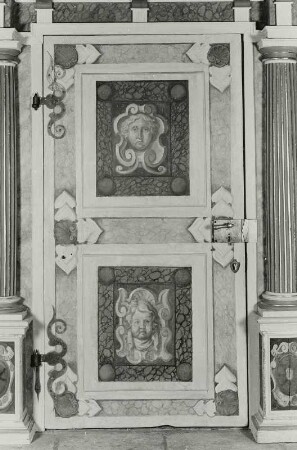 Tür : Tür. Malerei auf Holz (1701/1800). Radebeul, Hoflößnitz, Berg- und Lusthaus, Festsaal, Nordseite