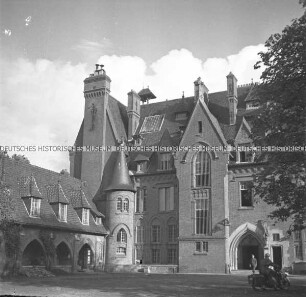 Gebäude in Chateau Chinon (?) (Frankreichfeldzug)