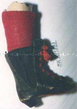 Puppenbein (mit Strumpf und Schuh)