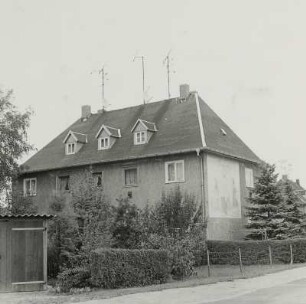 Glauchau, Siedlungshaus, Straßenansicht