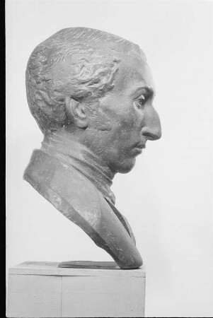 Büste von Carl Maria von Weber : Büste von Carl Maria von Weber. Bronze (1952; W. Arnold)