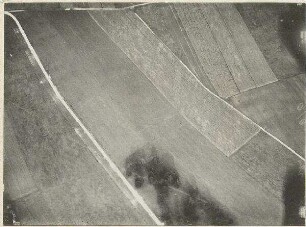 Nördlich des Sportplatzes Milbertshofen (800 m)