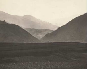 Rumänien. Siebenbürgen. Eingang in den Altpass. Blick nach Süden