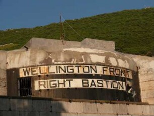 die Wellington-Bastion, Teil der historischen Festungsanlage zur Seeseite, aus dem 18. Jahrhundert