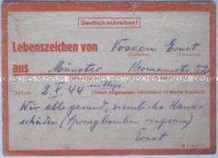 Vordruck-Postkarte mit der Mitteilung, dass alle Familienangehörigen einen Bombenangriff überlebt haben