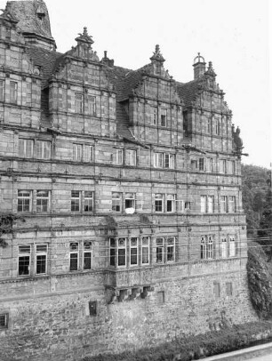 Hämelschenburg (Emmerthal), Schloss, von Süden