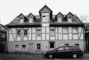 Wohnhaus; Gelnhausen, Burgstraße 35