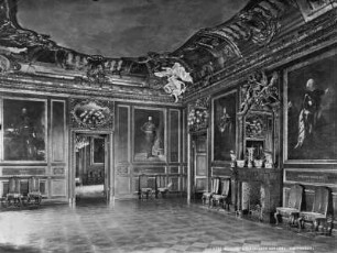 Stadtschloss — Ostflügel — Königszimmer; Raum 797