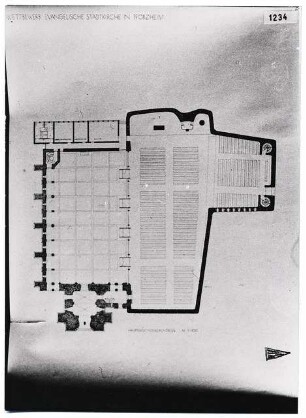 Evangelische Stadtkirche Pforzheim: Grundriss 1. Preis