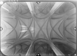 Altenburg. Bartholomäikirche (Vollendung 1443). Decke
