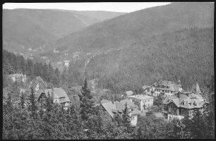 Bärenfels. Blick auf Bärenfels und Kipsdorf