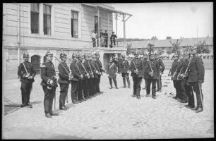 Dresden. Kaserne des Königlich Sächsischen 4. Feldartillerie-Regiments No. 48, Wachaufzug