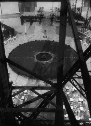 Blick herab vom Funkturm Berlin