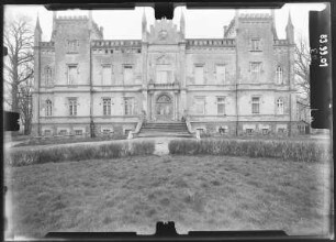 Vogelsang (Vogelsang-Warsin). Gutshaus (M. 19. Jh.). Eingangsfront