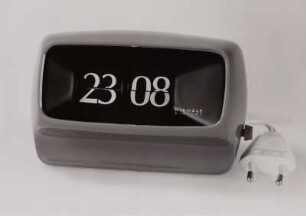 Digitaluhr mit Synchronlaufwerk und permanent Beleuchtung "79 / 5012 / 2" der Kienzle Uhrenfabriken GmbH
