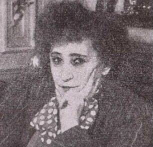 Porträt Colette (eigentlich Sidonie-Gabrielle Claudine Colette; 1873-1954; französische Schriftstellerin). Reproduktion aus Koch, Willi A.: Musisches Lexikon. Stuttgart 1956, Seite 168