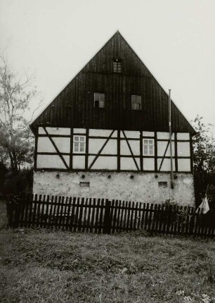 Hallbach-Hutha Nummer 2. Gehöft. Wohnstallhaus. Giebelfront