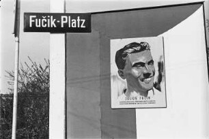 Dresden, Fucikplatz (Straßburger Platz). Ehrung für den tschechischen Antifaschisten Julius Fucik am Straßburger Platz (Umbennung in Julius-Fucik-Platz), 1951