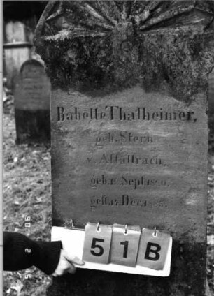 Grabstein 51B