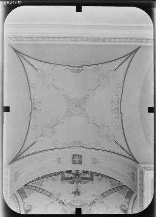 Dresden-Neustadt, Carolaplatz 1. Finanzministerium (1889-1896; O. Wanckel, O. Reichelt). Decke in der Eingangshalle